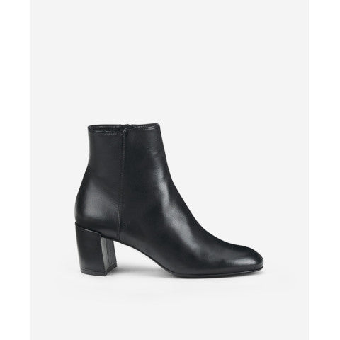 AGL Lynn Bootie in Black
