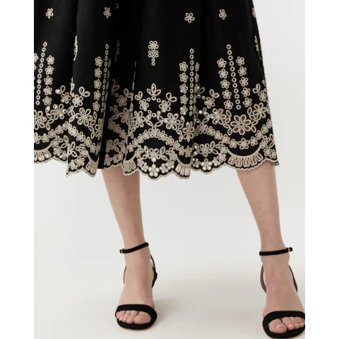 Ann Mashburn Short-Sleeved Classic Shirtwaist Dress in Black