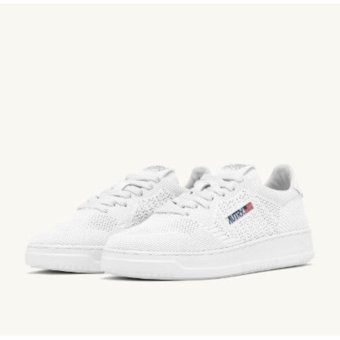Autry EaseKnit Medalist Low White Sneaker