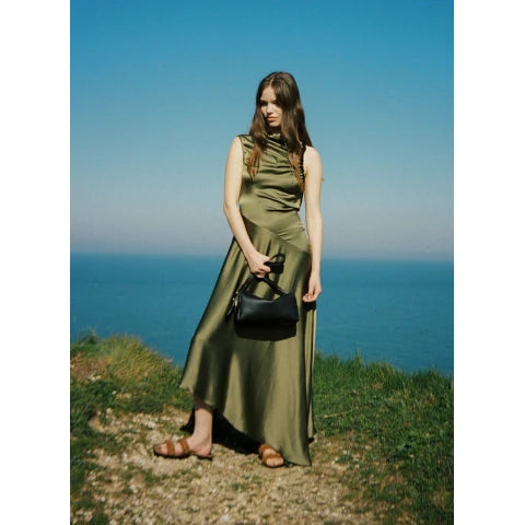 Elleme Trousse in Pebbled Leather