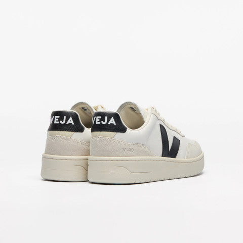Veja V-90 Leather in White Black