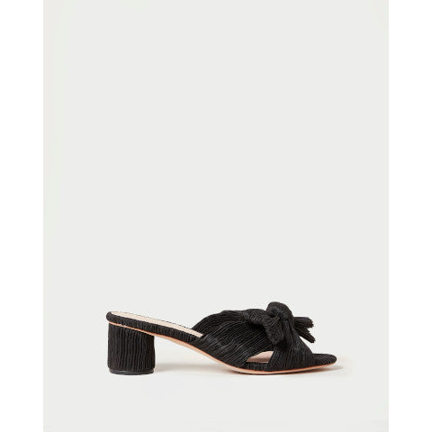 LoefflerRandall-EmiliaBlackPleatedBowHeel-2021-Pumpz