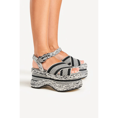 Amambaih Carmen Platform Sandal
