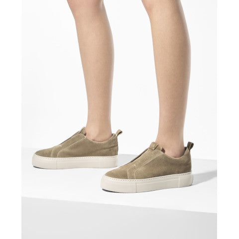 AGL Clementina Sneaker in Taupe Suede