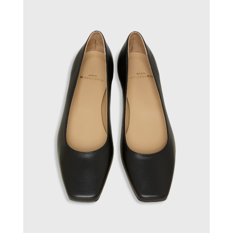 Ann Mashburn Cecelia Flat in Black Leather