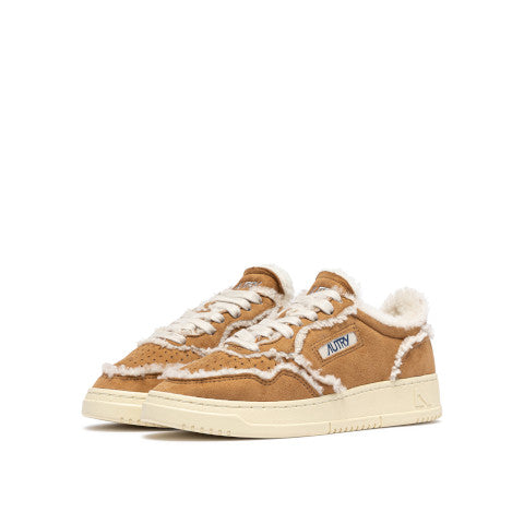 Autry Medalist in Suede Cognac and Shearling