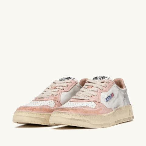 Autry Medalist Low Super Vintage Sneaker in White, Powder Pink and Silver