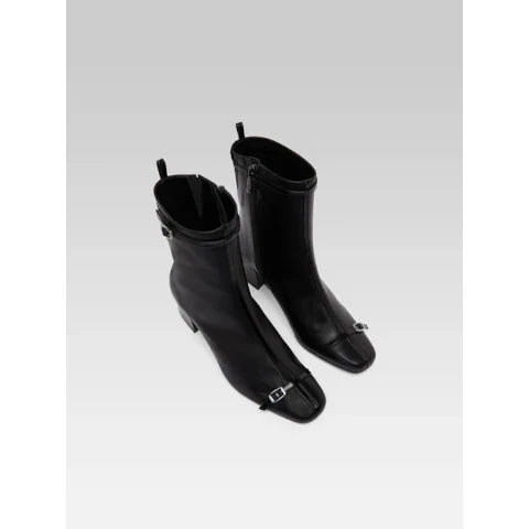 Carel Start Boot in Black