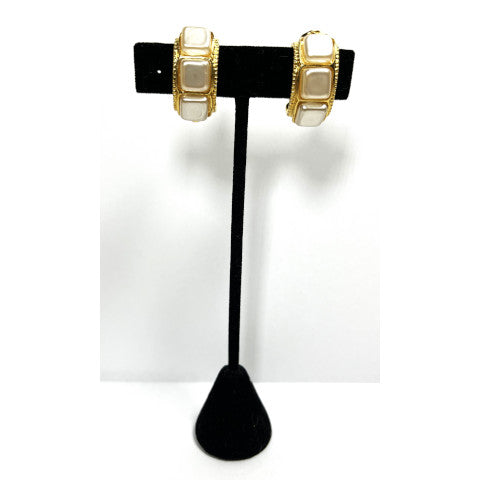 Vintage Chanel Gold and Pearl Clip On Earrings #36148