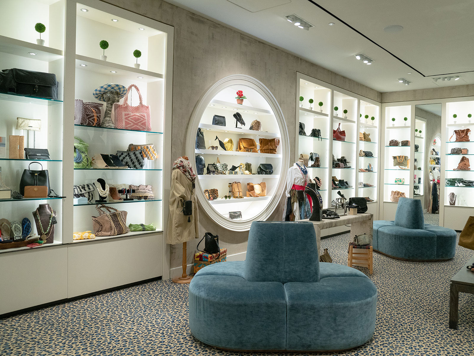 Style: At last, Louis Vuitton store opens in Galleria in Edina