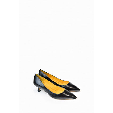 Mara Bini Kitten Heel Pump in Black