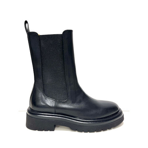 Mara Bini Guanto Chelsea Boot in Black