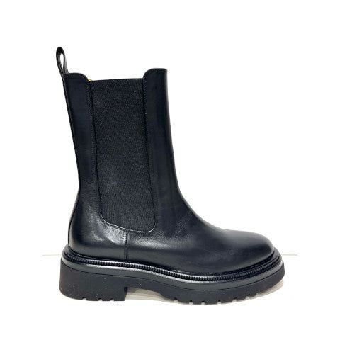 Mara Bini Guanto Chelsea Boot in Black