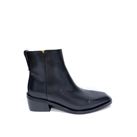 Mara Bini Claire Boot in Black
