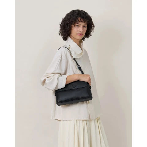 Mulberry Small Stevie Top Handle in Black