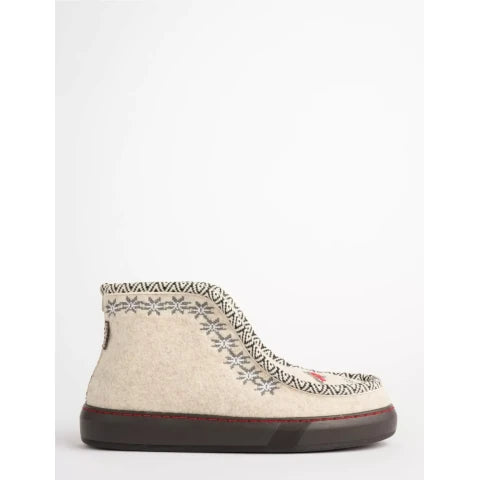 Penelope Chilvers Inuit Embroidered Felt Wool-Lined Slipper in Cream