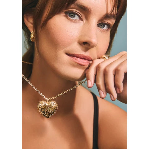 Sydney Evan XL Puffy Icon Wallpaper Heart Necklace