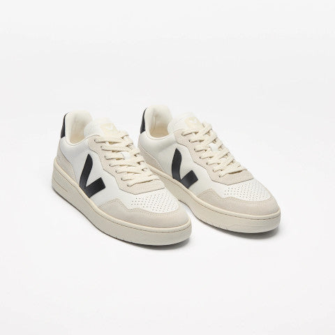 Veja V-90 Leather in White Black