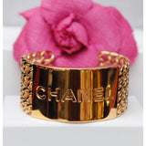 Chanel-GoldPlatedChainCuff-2021-Pumpz